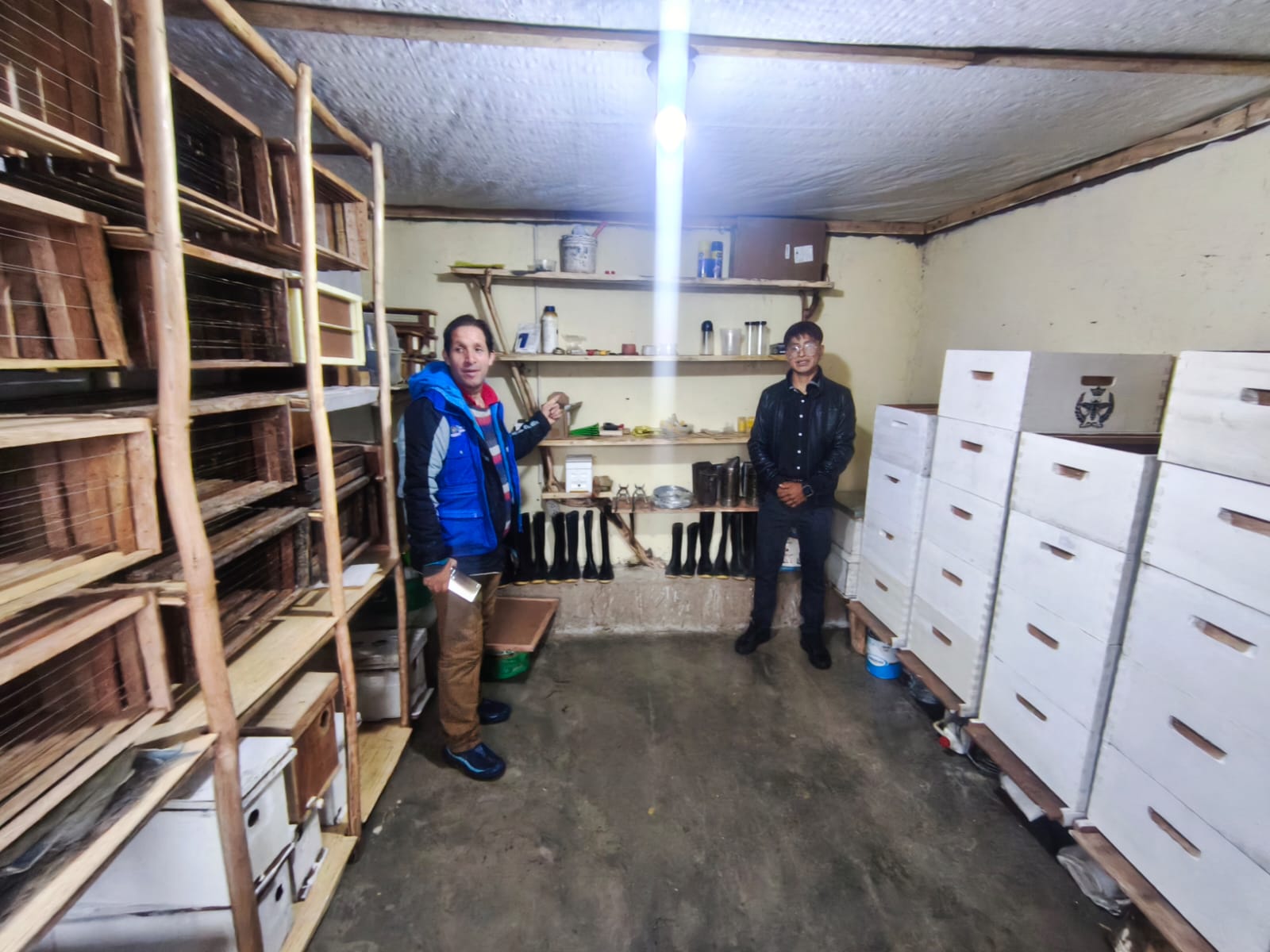 almacen del apiario 1